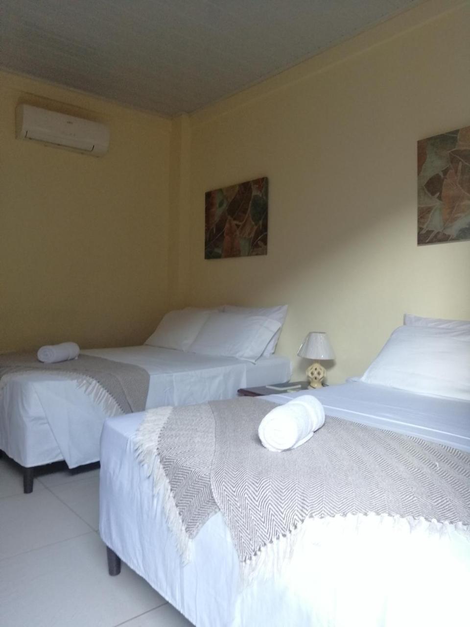 Cabinas Gosen Puntarenas Exterior foto
